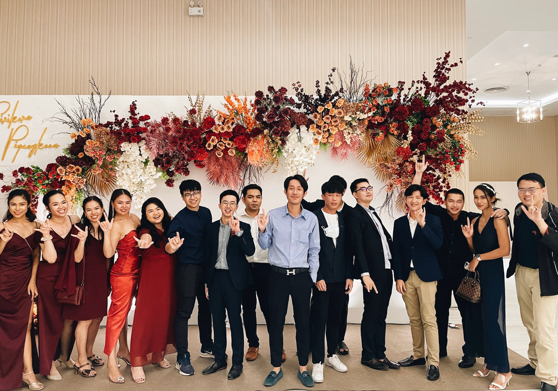 Udonpittayanukoon Alumni at Dr.Opol and Dr.Kao Wedding