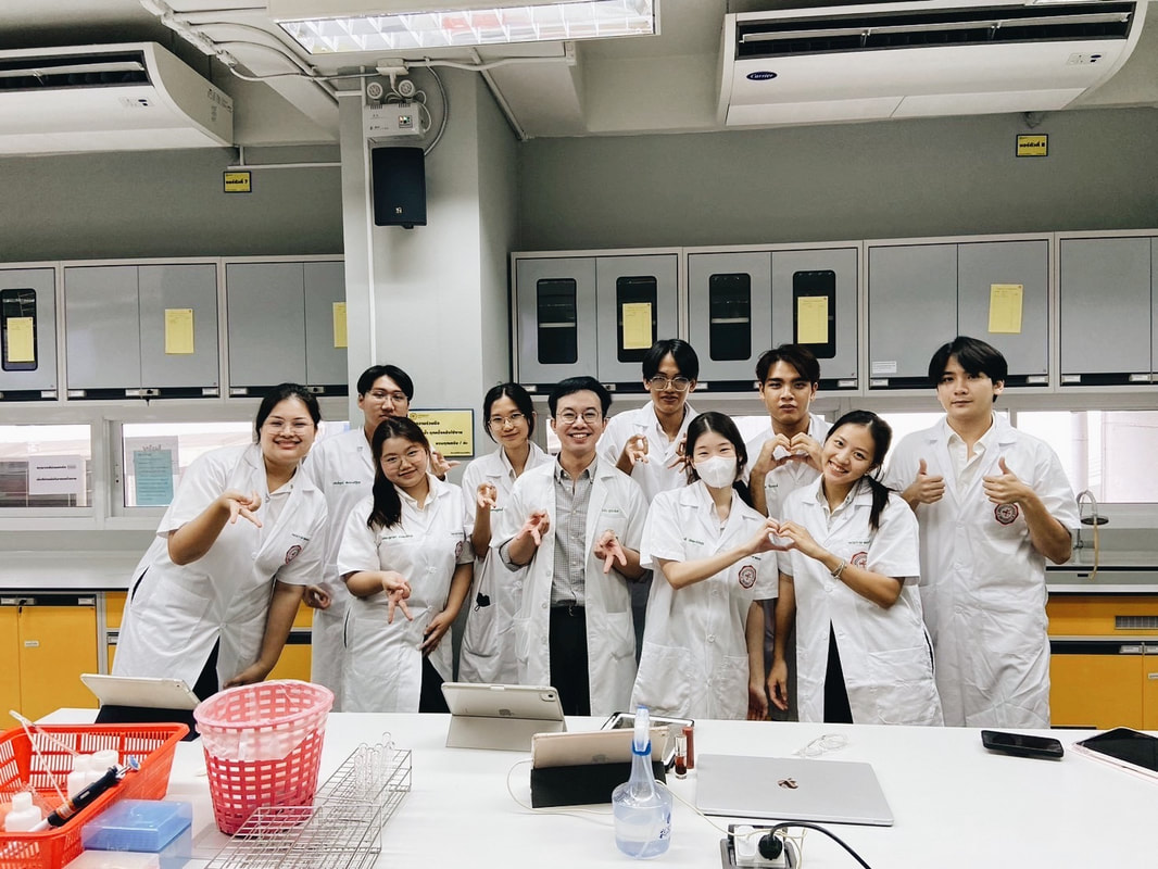 With SWUMED Students, who attended the PR221 Biochemistry Lab, at the Faculty of Medicine, Srinakharinwirot University, Bangkok (June 2025)
