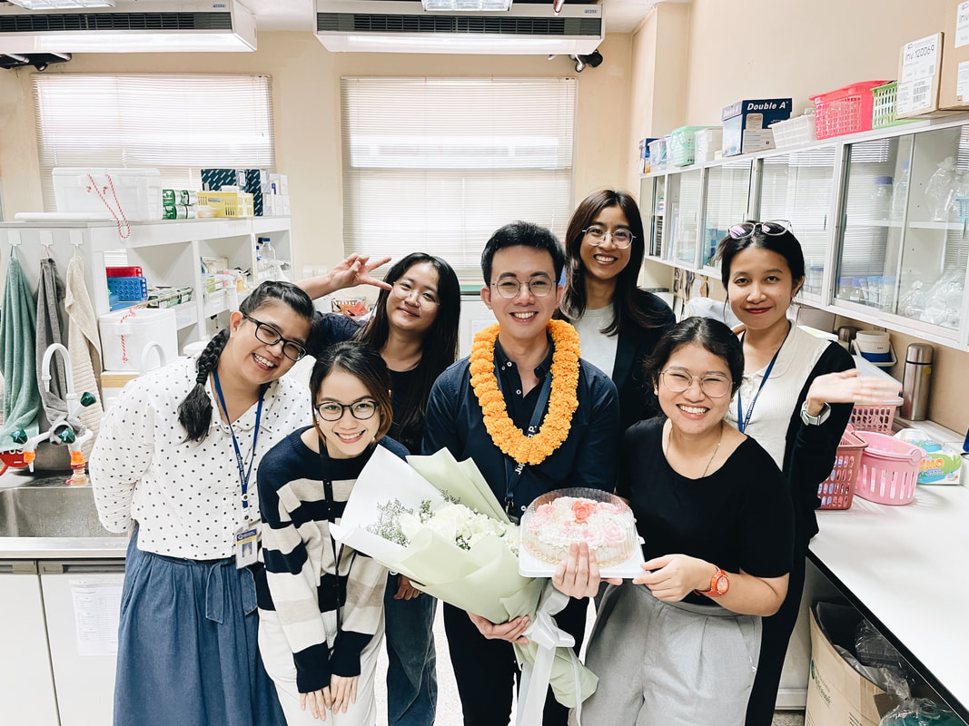 Pond and his colleagues on the day of his Ph.D. defense examination (February 2023)
