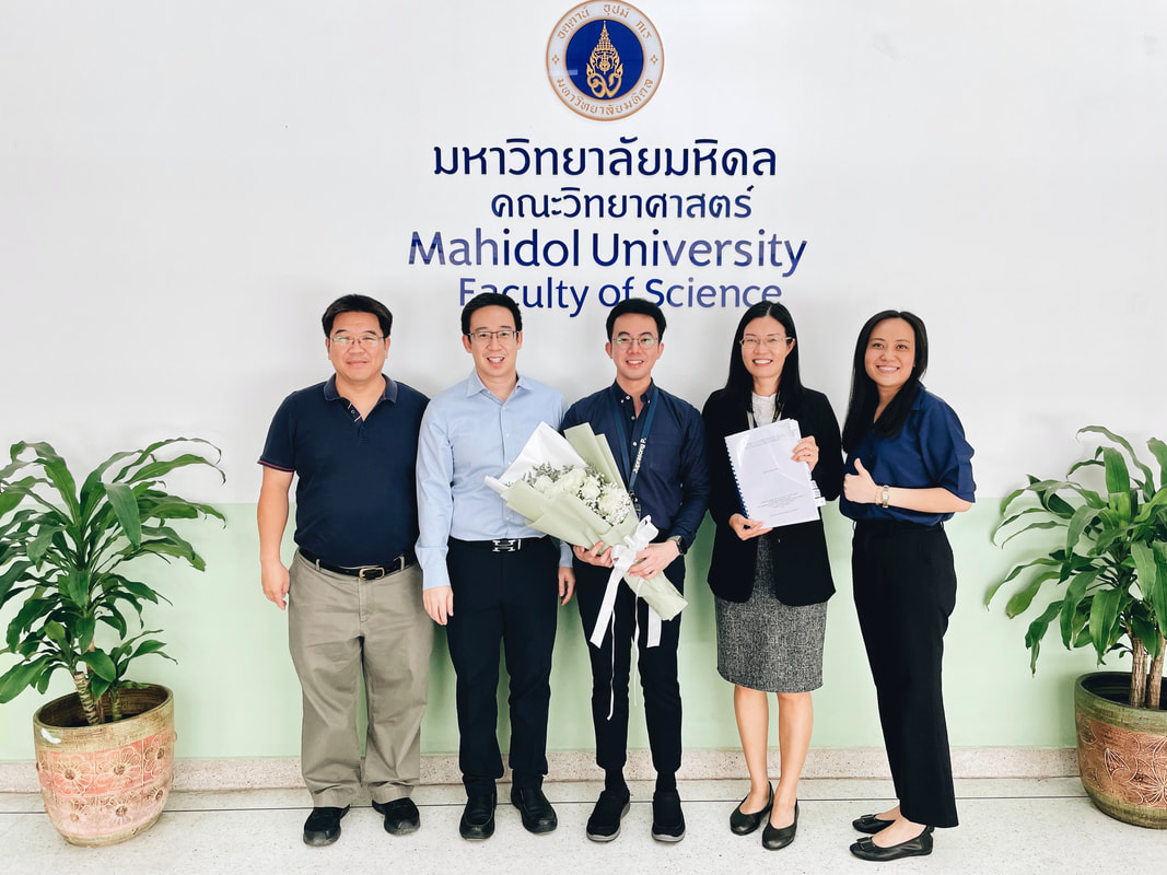 Pond with his Ph.D. defense committee (February 2023) (Photo captured by Asst. Prof. Dr.Porntipa Korprasertthaworn)